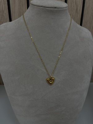 Gold Necklace with heart pendant